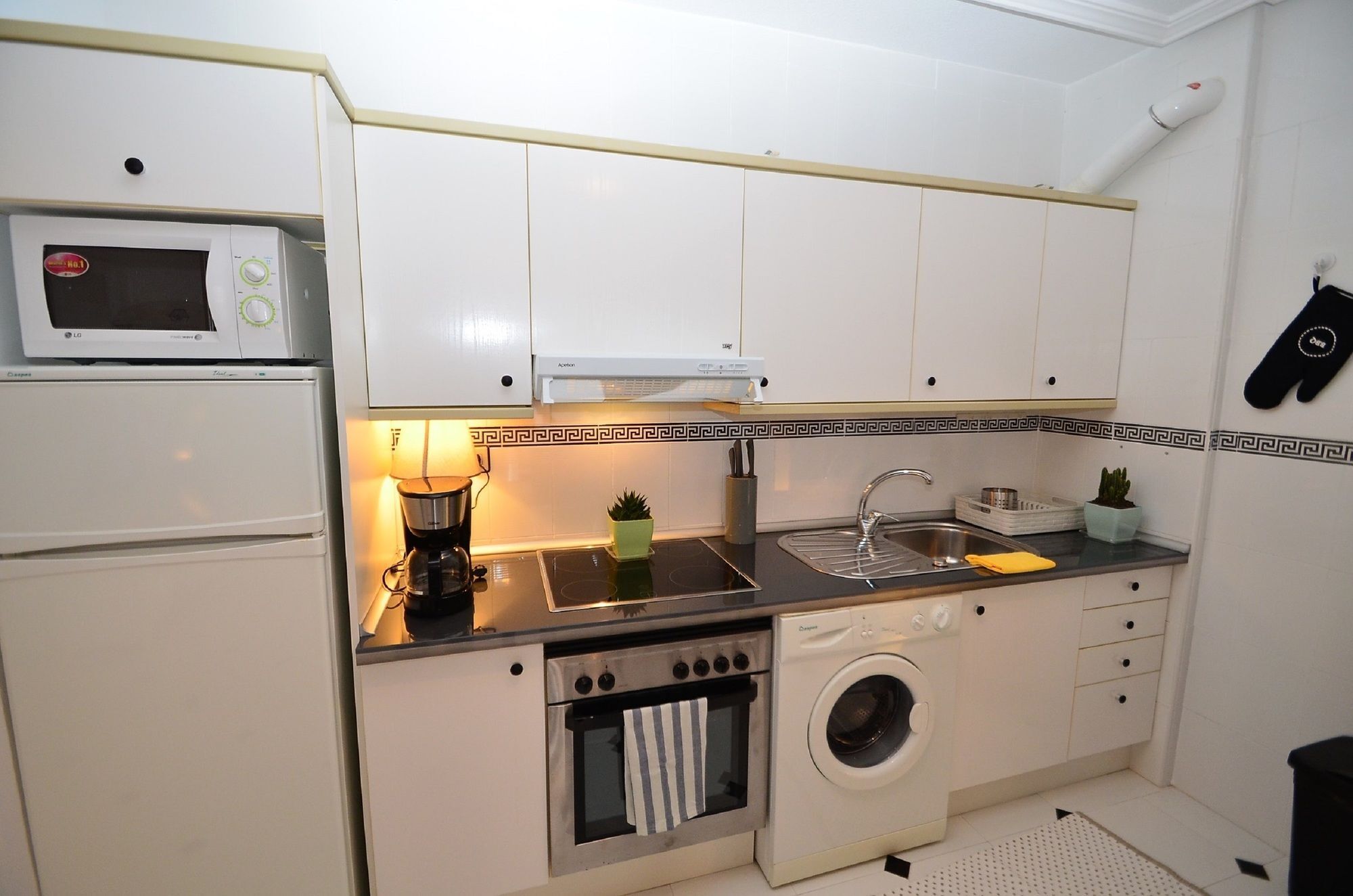 Bergantin Apartment Torrevieja Exteriör bild